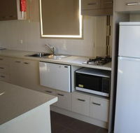 Bowlo Holiday Cabins - Accommodation Sunshine Coast