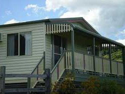 Halls Country Cottages - Accommodation Sunshine Coast 0