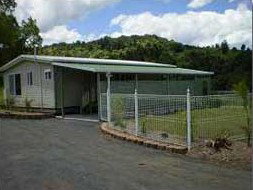 Halls Country Cottages - Accommodation Sunshine Coast 1