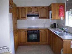 Halls Country Cottages - Accommodation Sunshine Coast 2