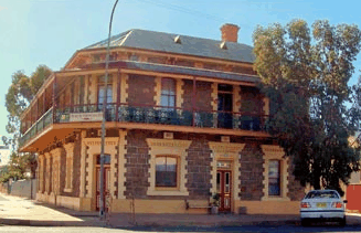 Duke of Cornwall Inn - Accommodation Sunshine Coast