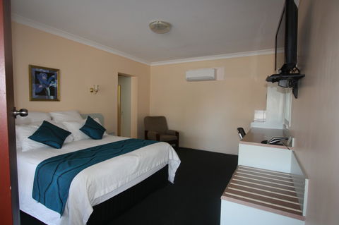 Copper City Motel - Accommodation Sunshine Coast 3