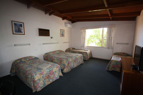 Copper City Motel - Accommodation Sunshine Coast 4