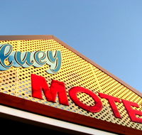 Bluey Motel - Accommodation Sunshine Coast