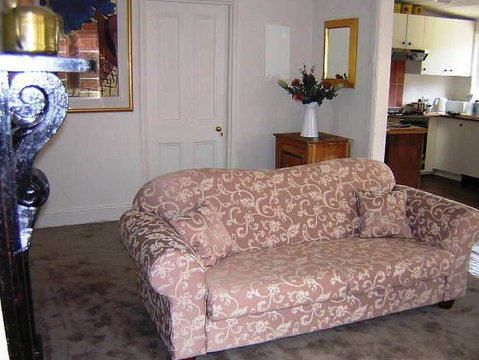 Cooma Cottage - Accommodation - Accommodation Sunshine Coast 3