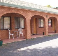Cooma Country Club Motor Inn - Accommodation Sunshine Coast