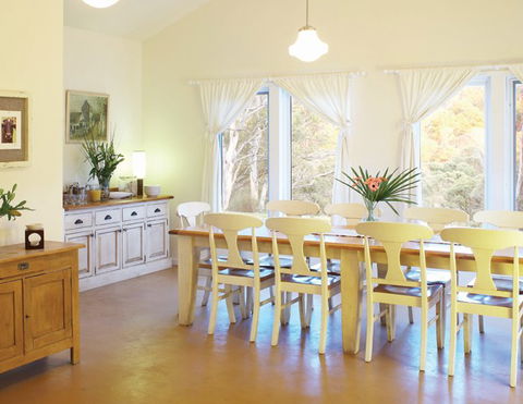 Andreas White House - Accommodation Sunshine Coast 4