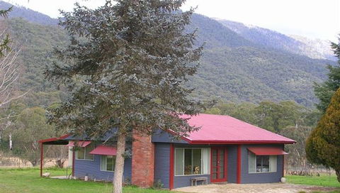 Jagumba - Accommodation Sunshine Coast 0