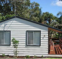 Beach House Fingal Bay - Accommodation Sunshine Coast