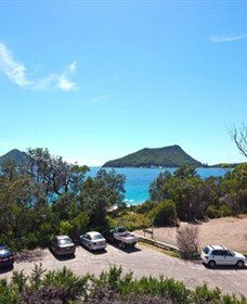 Albacore 4 - Accommodation Sunshine Coast 1