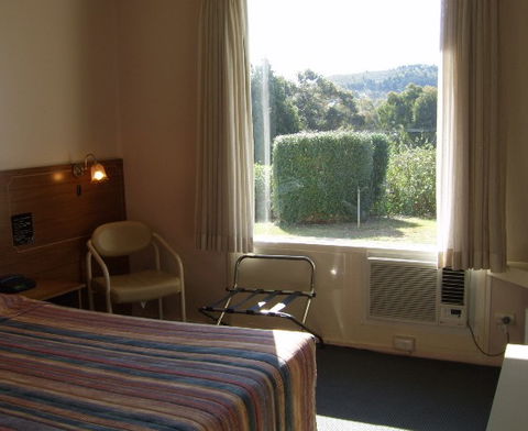 Garden Motor Inn - Accommodation Sunshine Coast 4
