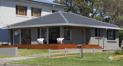 Aspect On Jones Beach - Accommodation Sunshine Coast 2