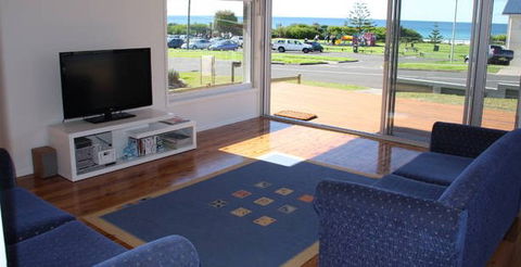 Aspect On Jones Beach - Accommodation Sunshine Coast 5