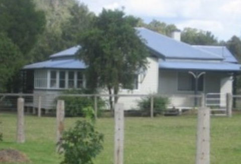 Camelot Retreat - Accommodation Sunshine Coast 1