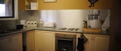 Blackthorn Hill Retreat - Accommodation Sunshine Coast 4