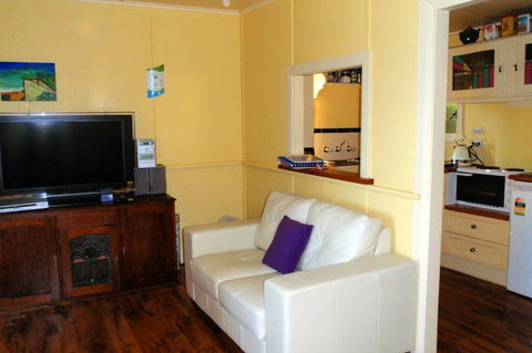 Bundeena Beachshack - Accommodation Sunshine Coast 3