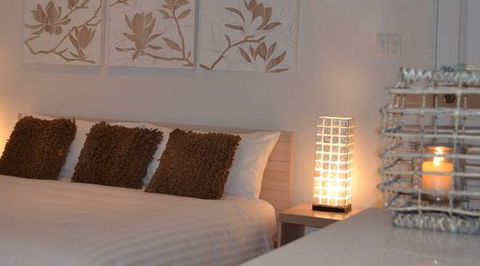 Bella's On The Bay - Accommodation Sunshine Coast 4