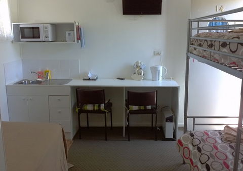 Black Stump Motel - Accommodation Sunshine Coast 1