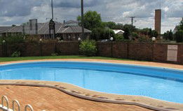 All Travellers Motor Inn - Accommodation Sunshine Coast 0