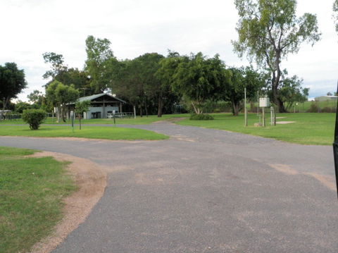 Emerald Cabin And Caravan Village - Accommodation Sunshine Coast 5