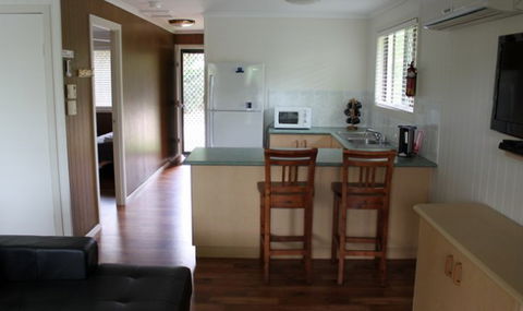Sanctuary Lakes Fauna Retreat - Accommodation Sunshine Coast 0