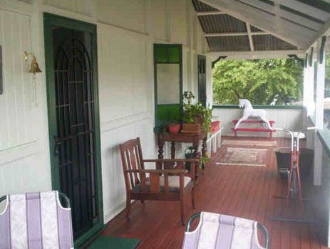 Dillons Cottage - Accommodation Sunshine Coast 2