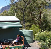 Cave Rock Cottages - Accommodation Sunshine Coast