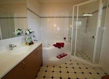 The Bearded Dragon Boutique Hotel - Accommodation Sunshine Coast 5