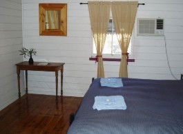 Cunnamulla Cottage Accommodation - Accommodation Sunshine Coast 3