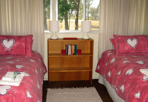 Flag Springs Bush Retreat - Accommodation Sunshine Coast 0