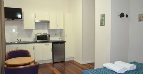 La Costa Motel - Accommodation Sunshine Coast 1