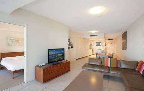 Grand Mercure Apartments Coolangatta - Accommodation Sunshine Coast 0