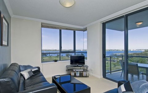Aqualine Apartments - Accommodation Sunshine Coast 2