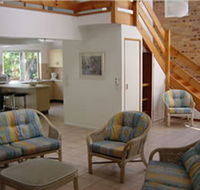Grantlea Holiday Lodge - Accommodation Sunshine Coast