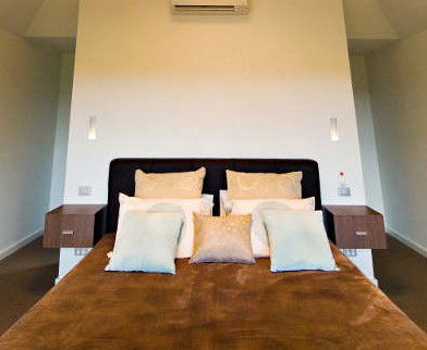 Chandeliers On Abbey - Accommodation Sunshine Coast 1