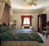 Holberry House - Accommodation Sunshine Coast