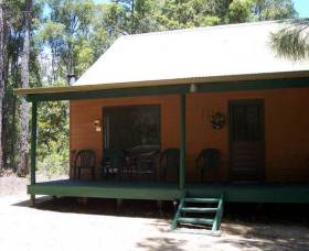 Loose Goose Chalets - Accommodation Sunshine Coast 0