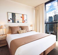 Oaks iStay River City - Accommodation Sunshine Coast