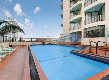 Sandy Point Beach Resort - Accommodation Sunshine Coast 0