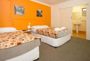 Ocean Blue Motel - Accommodation Sunshine Coast 5
