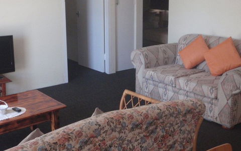 Jadran Motel ElJays Holiday Lodge - Accommodation Sunshine Coast 3