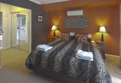 Avon Lodge Bribie Island - Accommodation Sunshine Coast 1