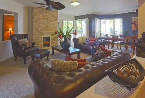 Avon Lodge Bribie Island - Accommodation Sunshine Coast 3