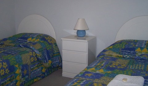 Cedar Lodge Holiday Units - Accommodation Sunshine Coast 4