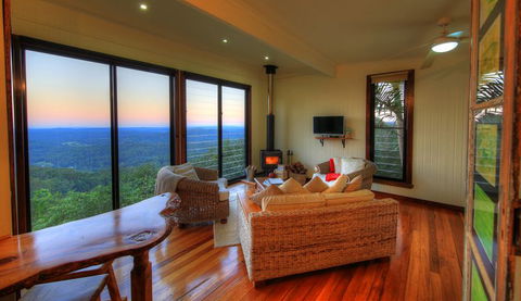 At Remingtons B & B - Accommodation Sunshine Coast 3