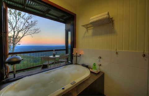 At Remingtons B & B - Accommodation Sunshine Coast 5