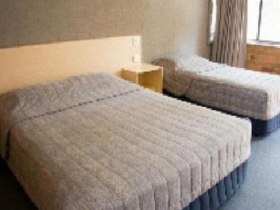 Bribie Island Hotel - Accommodation Sunshine Coast 3