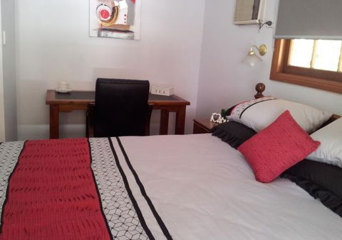 B & B On Sunrise - Accommodation Sunshine Coast 4