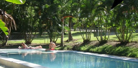 Base Airlie Beach Resort - Accommodation Sunshine Coast 1