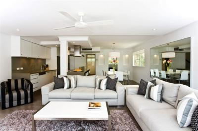 Saks On Hastings Street - Accommodation Sunshine Coast 1